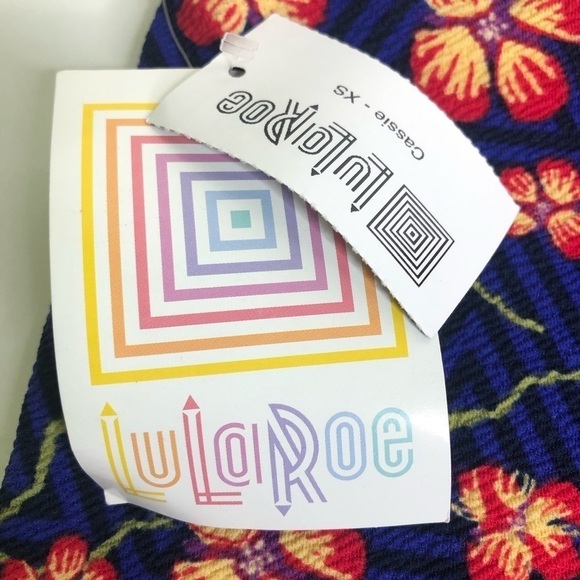 NWT LuLaRoe Cassie Skirt Floral Vine Print Sz XS - Picture 4 of 7